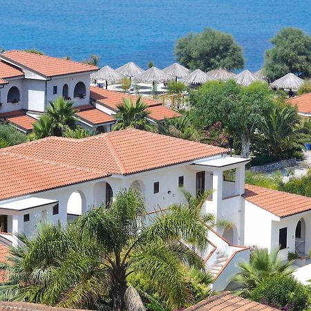 Villaggio Torre Ruffa Robinson Капо-Ватикано Екстер'єр фото
